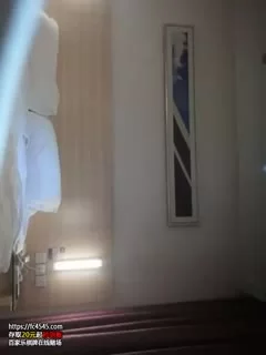 la1dtnrqage.jpg