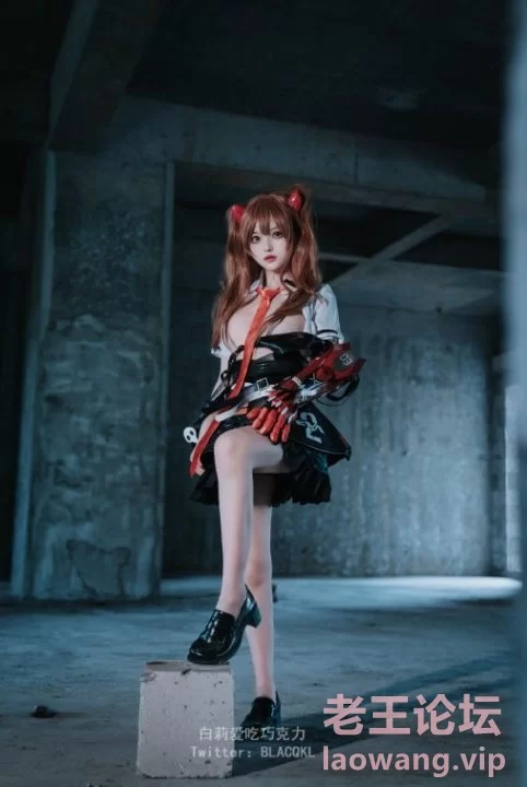 [Cosplay]
[转载搬运] 白莉爱吃巧克力 15套合集，大尺度 [15套+14g][百度盘]