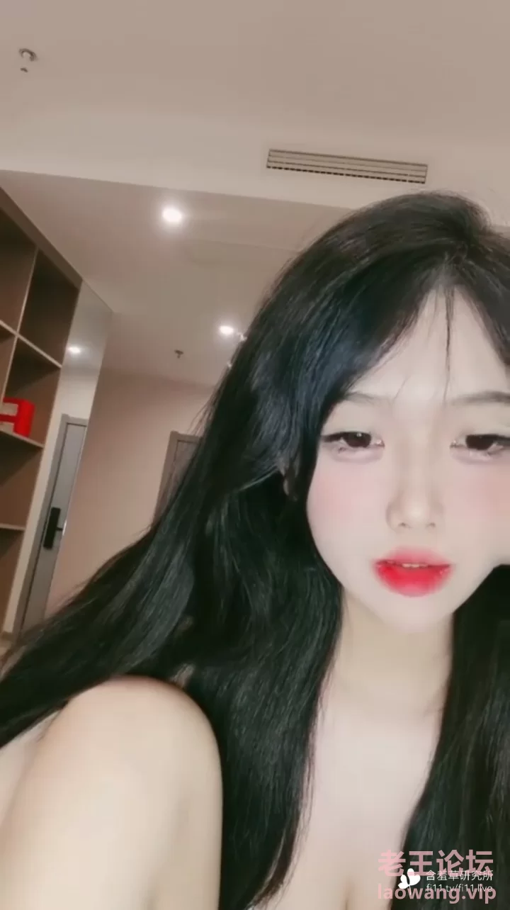 [网红]
[转载搬运] 超粉嫩女神 性感姿势特写自慰真淫荡 [1V+863MB][百度盘]