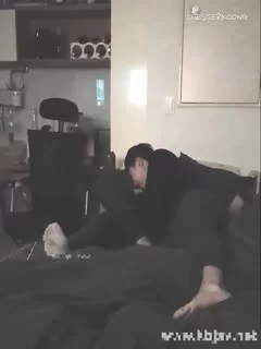 juw13atpwbo.jpg