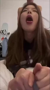 r0g5zu4wc5t.jpg