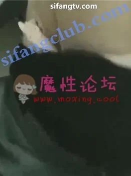 转 母子乱lun！性急的儿子在坐火车回老家的列车上把骚妈拉进厕所【1v550M】【百度盘】