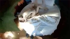 房爱爱扎两辫可爱清纯小美女装矜持不脱衣服让男友脱肤白身材好呻吟声很响亮[00:32:40]