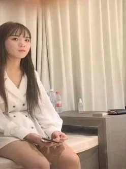 深夜课堂结束后性欲勃发，再约白衣乖巧小萝莉，美乳清纯被干爽[02:38:28]