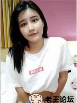 [国产剧情]非常骚妹子双人啪啪秀~黑长直正妹舔硬JJ后上位骑乘猛插猛打[00:39:22]