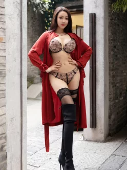 [转载搬运] 秀人网果儿Victoria合集 [NP+59G][百度盘]