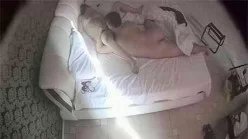 夫妻情趣酒店大奶少妇貌似不喜欢舔阴拒绝不成口交是拿手机摄影留念[00:25:34]
