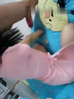 [国产剧情]清纯美女灰灰被炮友爆操淫声浪叫[01:35:03]
