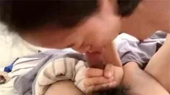 公务员小媳妇中午不休息抓紧时间和爱人来一炮这口活迟早把老公吸干[00:38:48]