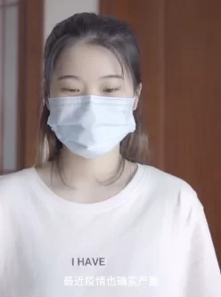 呆呆的美女便服  990mb 1v 百度网盘