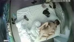 年轻潮男靓女宾馆开房啪啪啪女友身材一流白嫩光滑又搂又亲又插干了半个小时全是经典姿势[00:28:38]