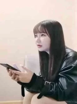 极品颜值罕见美乳近景掰穴口交高冷小姐姐被撩拨得欲火焚身一场床上一场沙发满足观众需求[01:11:35]