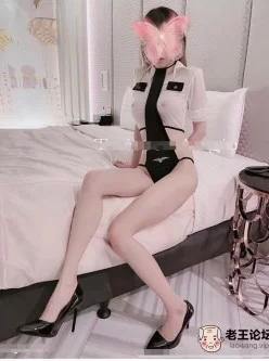 最美Onlyfan女神Angel大尺度性爱私拍【2.5G】