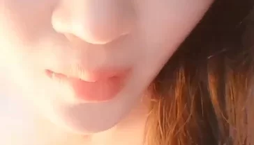 手机直播-苏可-171119[1V340M][百度云]