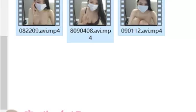 女神主播在你面前揉乃[3V 425MB][百度盘]