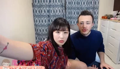 颜值不错韩国妹子和国外男友视讯直播秀 逼逼塞跳蛋再用震动棒**[1V1.3G][百度云]
