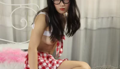 国模小美大尺度精品套图【113P320M】【百度云】
