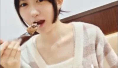 [转载搬运] 个子很高 颜值很高 还很羞涩的美女 [1v+1.62G][附件下载]