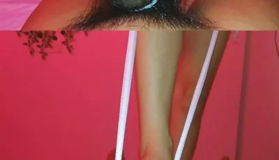 [转载搬运] 【足控资源】恋足女孩真会玩-JJ绑起来踩射 [1V+876M][百度盘]