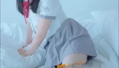 玩偶姐姐HongKongDoll最新会员福利 JK制服学生装诱惑   1.29-23