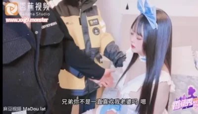 【视频】废柴老公在旁看老婆被操.为了钱我可以吃你朋友的鸡巴