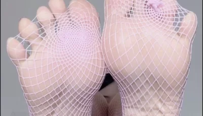 【写真】纪念小小v5 – 想当我的病人吗？【25P-88M】