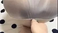 [转载搬运] 全身粉嫩的18岁美腿翘臀冷艳萝莉，齐逼透明皮裙 前戏让人秒硬，打火机烧屁股破洞皮裙 [1v+1.02G][磁力链接]