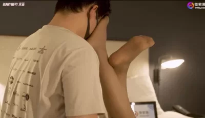 米菲兔～ 黑丝空姐禁欲3周变身饥渴痴女 龟头被吸到窒息酥