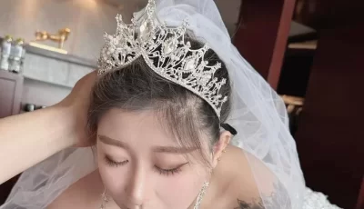 极品健身婊【aijianshendeniu】推特福利 完美身材反手摸肚脐&...