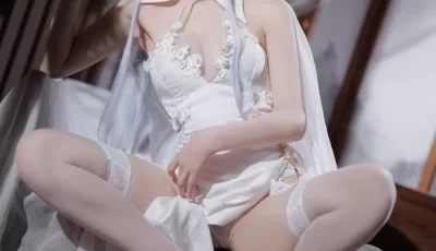 [转载搬运] 封疆疆v-阿尔比恩旗袍 [40P+435MB][百度盘]