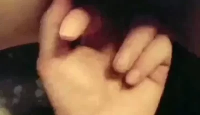 [自行打包] 【真实户外露出】男子带小娇妻户外桥头，趁无人露出调... [1+410MB][百度盘]