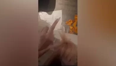 得吃某音100万粉丝的网红 [03:46]