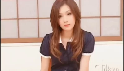 [自行打包] 【日本萝莉出场惊艳所有人的9分大美女，被三个猥琐大叔... [1v+149m][百度盘]