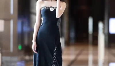 [转载搬运] 秀人 程程程 勒逼吊带尽显美腿 [81P+673M][百度盘]