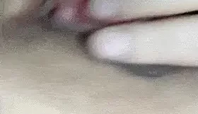 [转载搬运] 极品明星颜值嫩妹，和网友聊天脱光露奶露逼，绝对精彩... [2+1618MB][磁力链接]