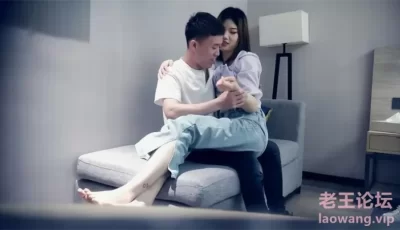 [自行打包] 性感牛仔长裤气质美女和网友酒店私会,操逼前甜言蜜语哄... [1v+689m][百度盘]