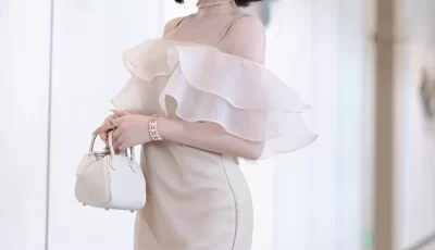 [转载搬运] 秀人 徐莉芝 甜美短裙反差黑色情趣内衣 [90P+645M][百度盘]