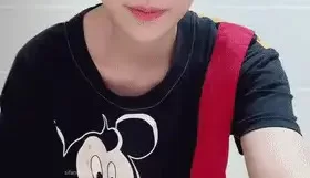 [转载搬运] 上帝派來治愈人間的小天使  這蕭細的身材配上兩隻蘋果般... [2+557MB][磁力链接]
