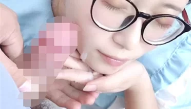 [转载搬运] 【高端资源】超美母狗司雨原版视频，高颜值极度骚超颜射 [1V+318MB][磁力链接]
