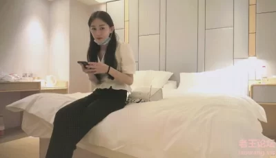 [转载搬运] 笑容甜美外围妹 很能忍的女友系可爱妹妹，床上疯狂乱战... [1V+492MB][磁力链接]