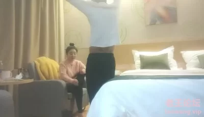 [转载搬运] 小黑鸭寻欢 约啪知性御姐，妆容精致口活更细致，床上暴操 [1V+614MB][磁力链接]