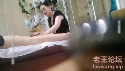 [转载搬运] 【按摩店推油】技师打飞机超级专业手法-多V7.6G[百度 [多V+7.6G][百度盘]