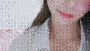 [转载搬运] 撸管推荐！颜值天花板校花~【04年学姐】自慰！淫水喷不停~ [1V+3.37G][百度盘]