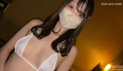 [转载搬运] FC2-PPV-3189816 浴池边的难忘夜晚 [1V+4.3G][磁力链接]