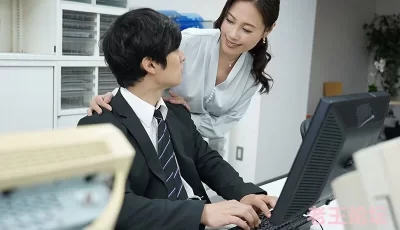 [转载搬运] roe-272 社長夫人、新卒社員を連れ回す私欲の中出し出張旅... [1+1264MB][磁力链接]