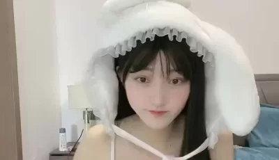 [自行打包] 极品尤物清纯美少女！被胖子随意玩弄啪啪 [1+636m][百度盘]