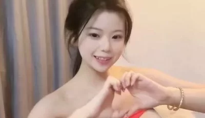 <b style='color: red;'>[已失效] </b>[转载搬运] 【抖音】120W粉大奶女神【乔乔子】私拍+1500定制福利 [20V+79M][百度盘]