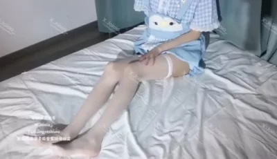 [转载搬运] 把堂妹JoJo调教成为吃精液和尿液母狗 保安 [合集+3.1G][百度盘]