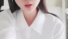 [转载搬运] 新人学生妹【小肉肉】眼镜反差嫩妹初恋风纯欲脸大尺度 [8V+2G][百度盘]