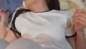 06年网瘾妹妹，急缺钱冲游戏天天就求着我无套操她内射流精，加群看完整 [02:37]